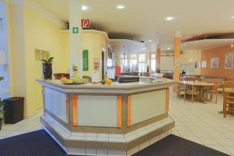 Sportpark Hotel Isernhagen Esterno foto